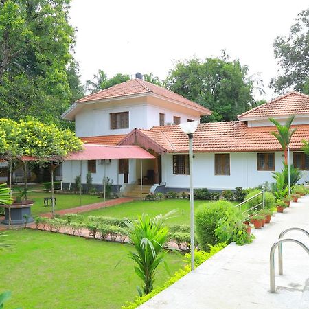 Ayuryogashram Heritage Thrissur Dış mekan fotoğraf